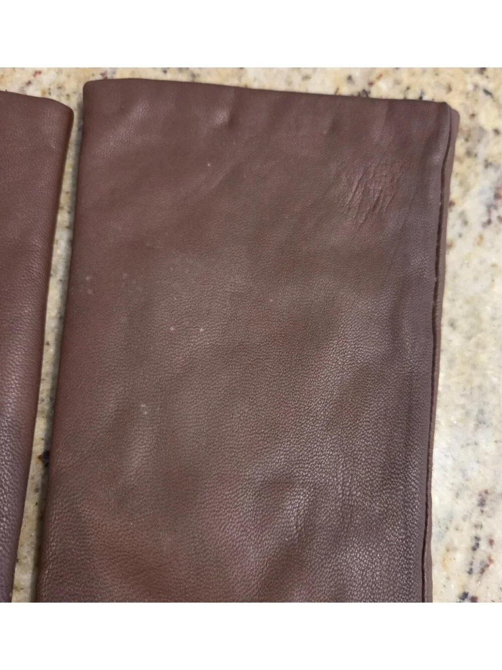 Isotoner Women’s Sz M 7.5 Thinsulate Lined Brown Leather Gloves - Picture 4 of 16
